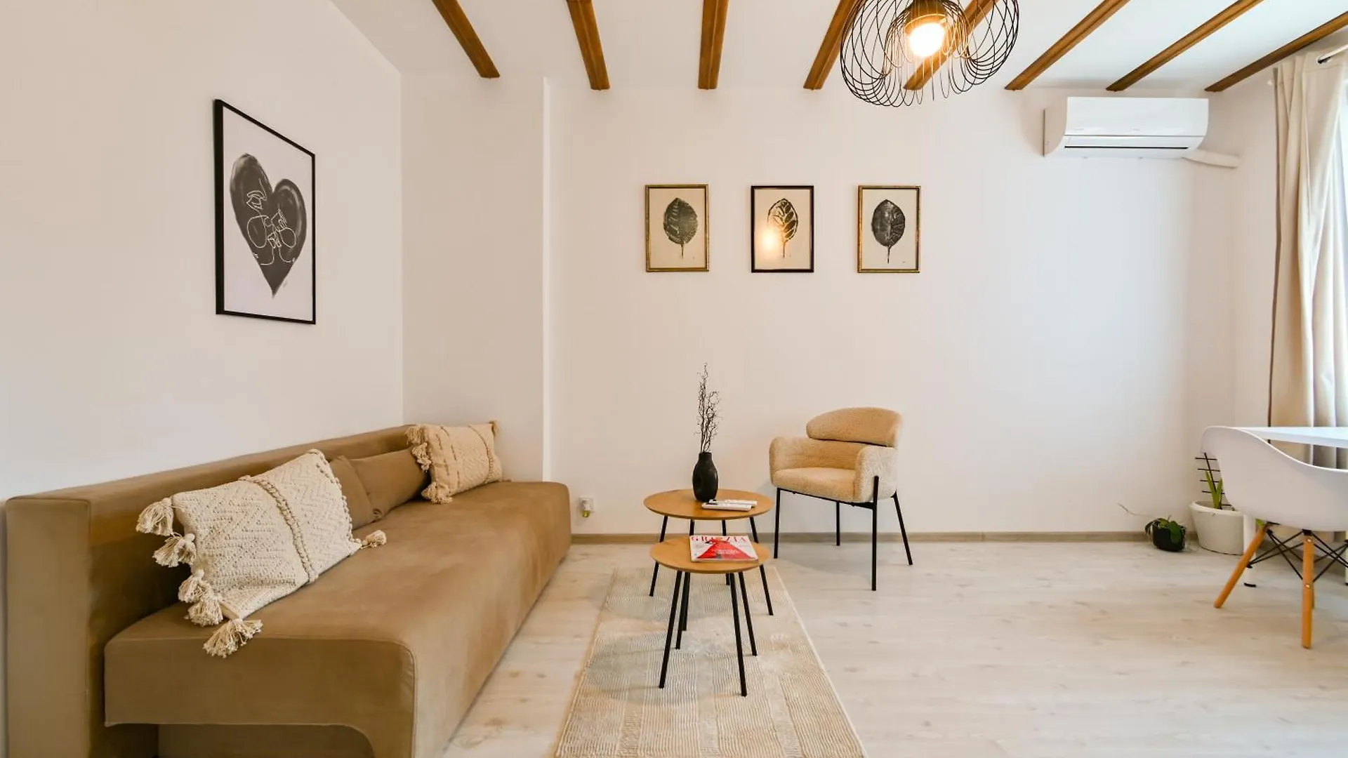 Central Sofia Luxury Apartment